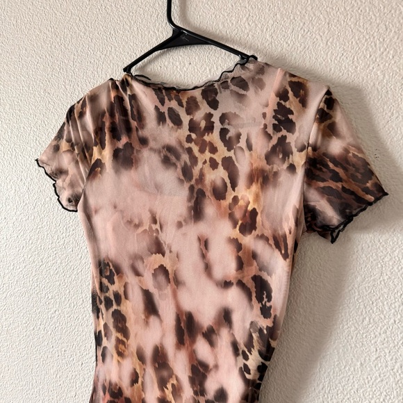 WINDSOR Cheetah print bodycon dress - Picture 2 of 4